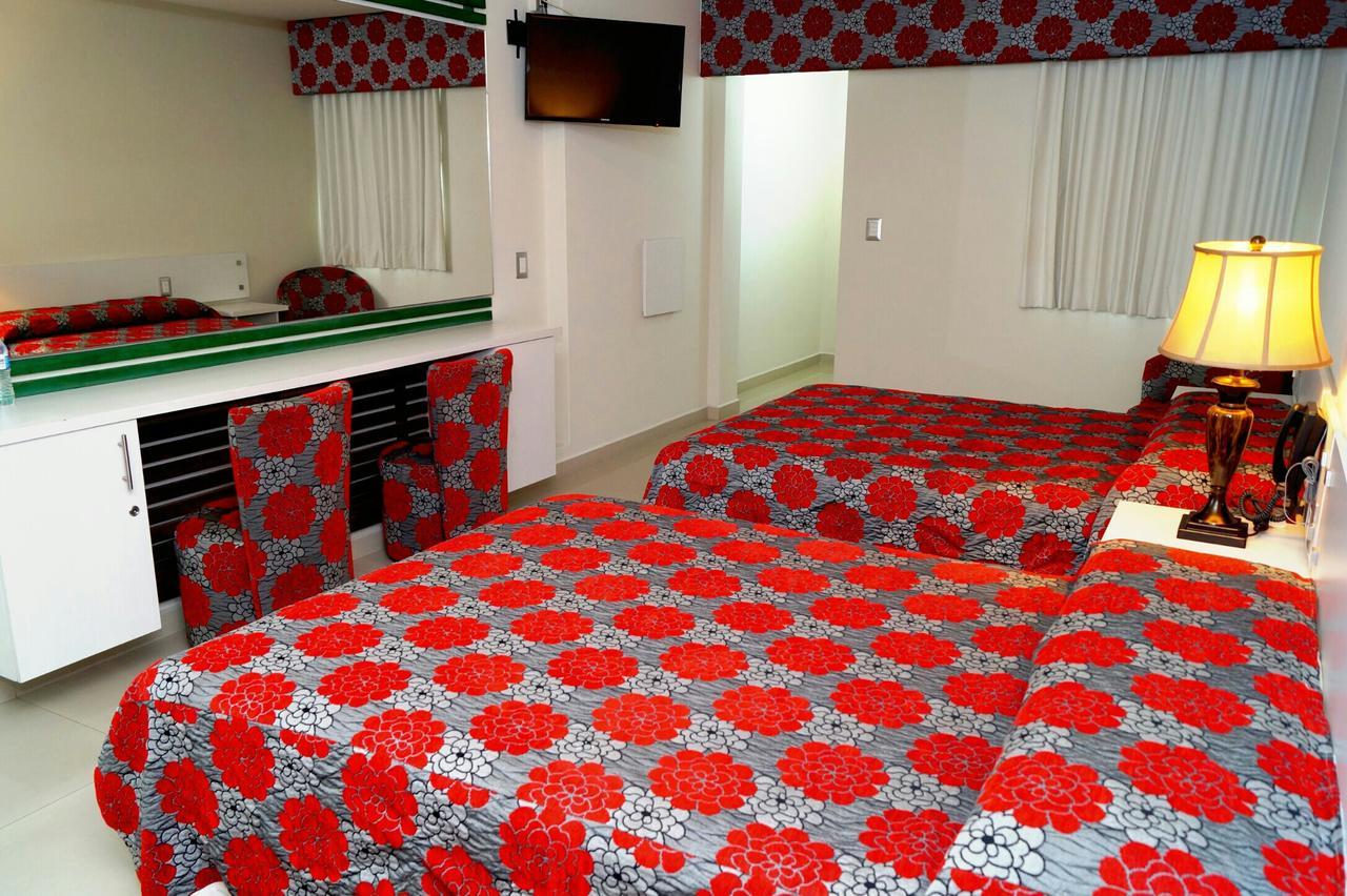Palacio Rojo Hotel Familiar Morelia Esterno foto