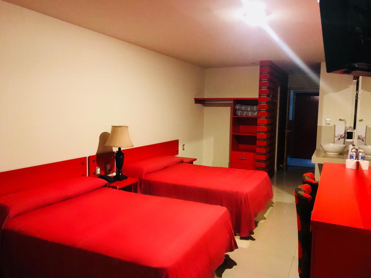 Palacio Rojo Hotel Familiar Morelia Esterno foto