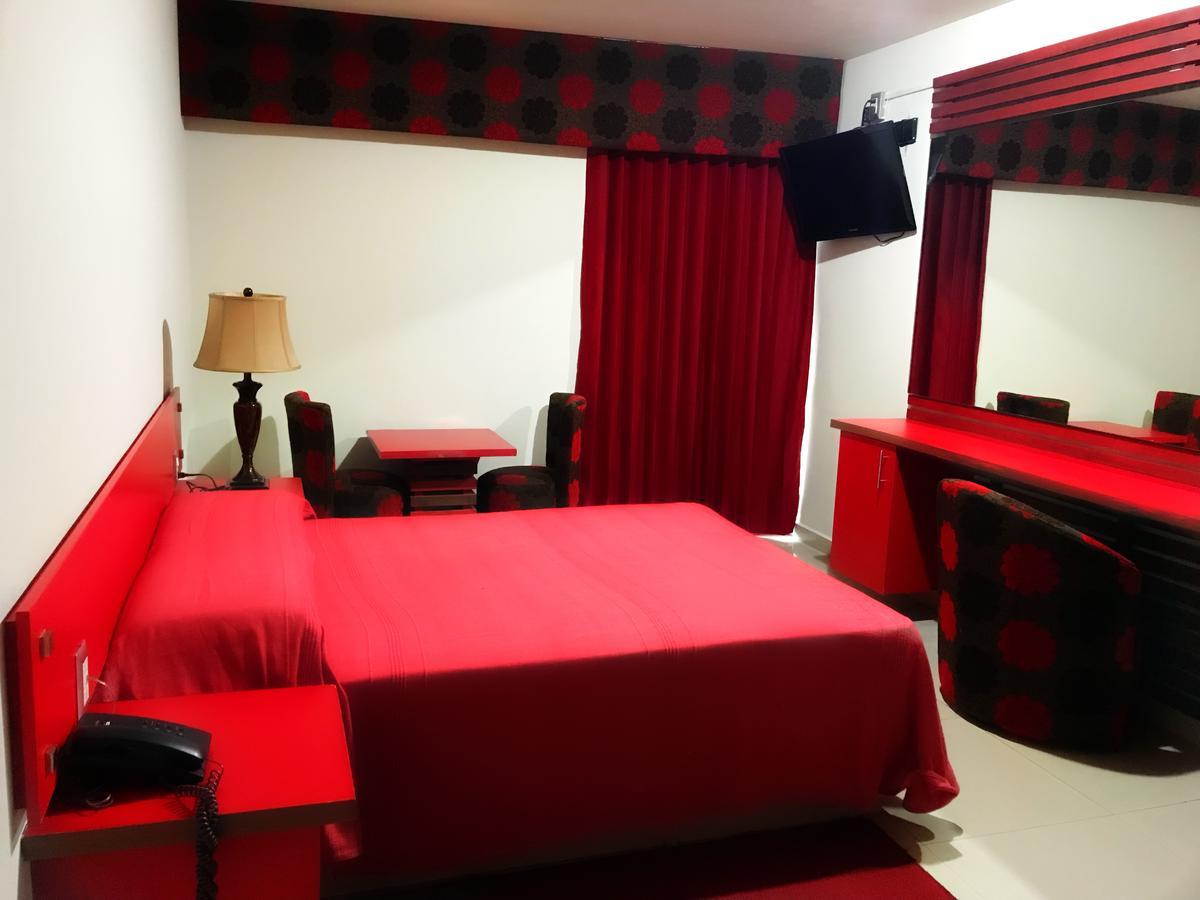 Palacio Rojo Hotel Familiar Morelia Esterno foto