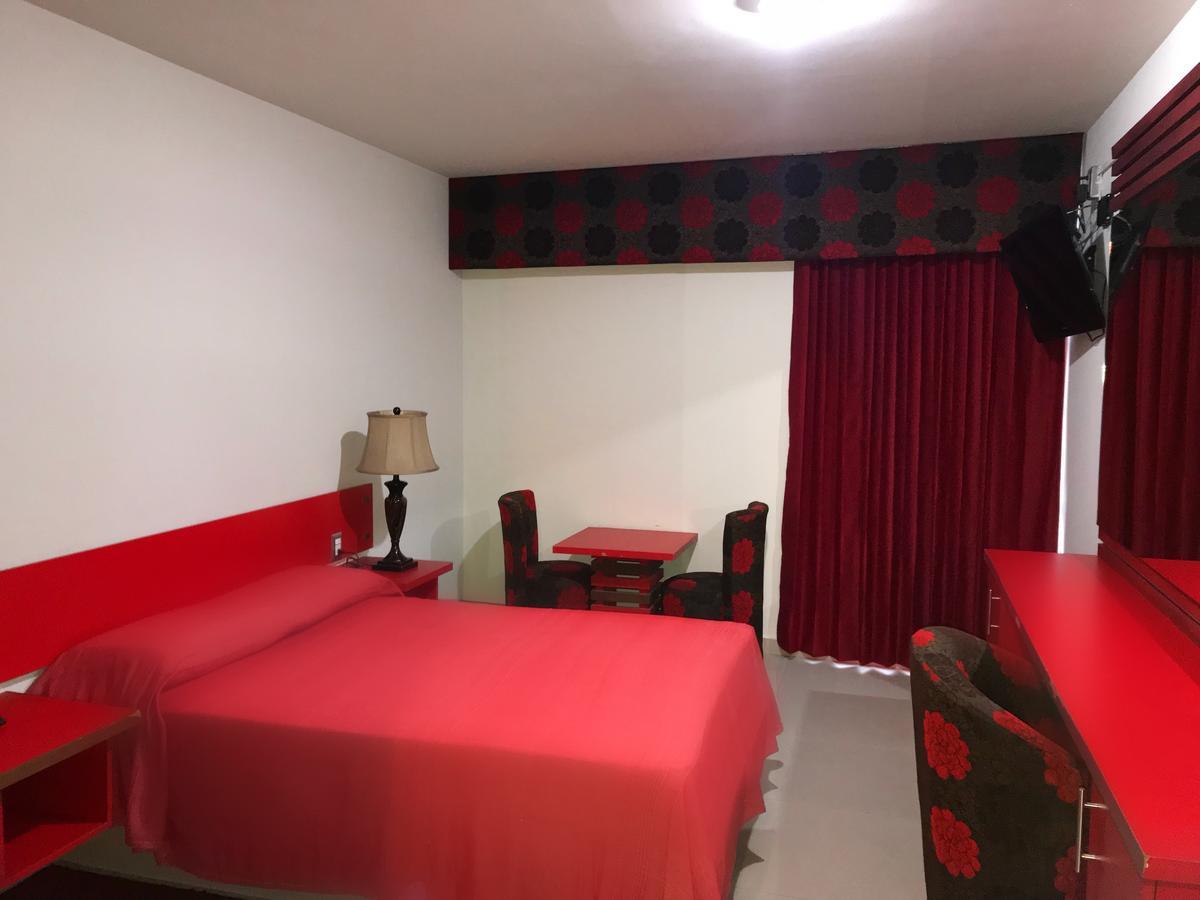 Palacio Rojo Hotel Familiar Morelia Esterno foto